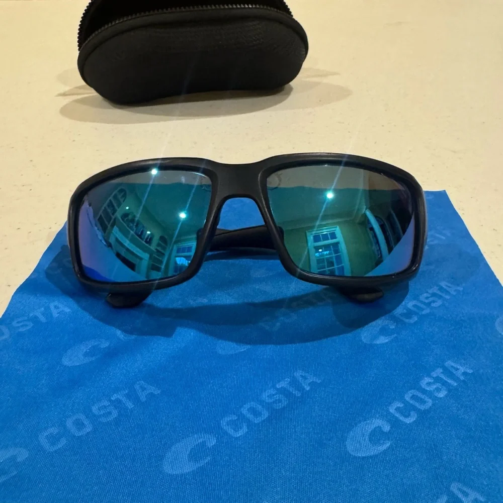 Costa Fantail